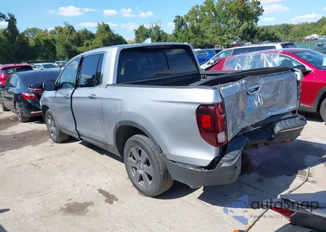 2020 Honda Ridgeline Rtl-E z USA, uszkodzony, nr VIN 5FPYK3F72LB010982